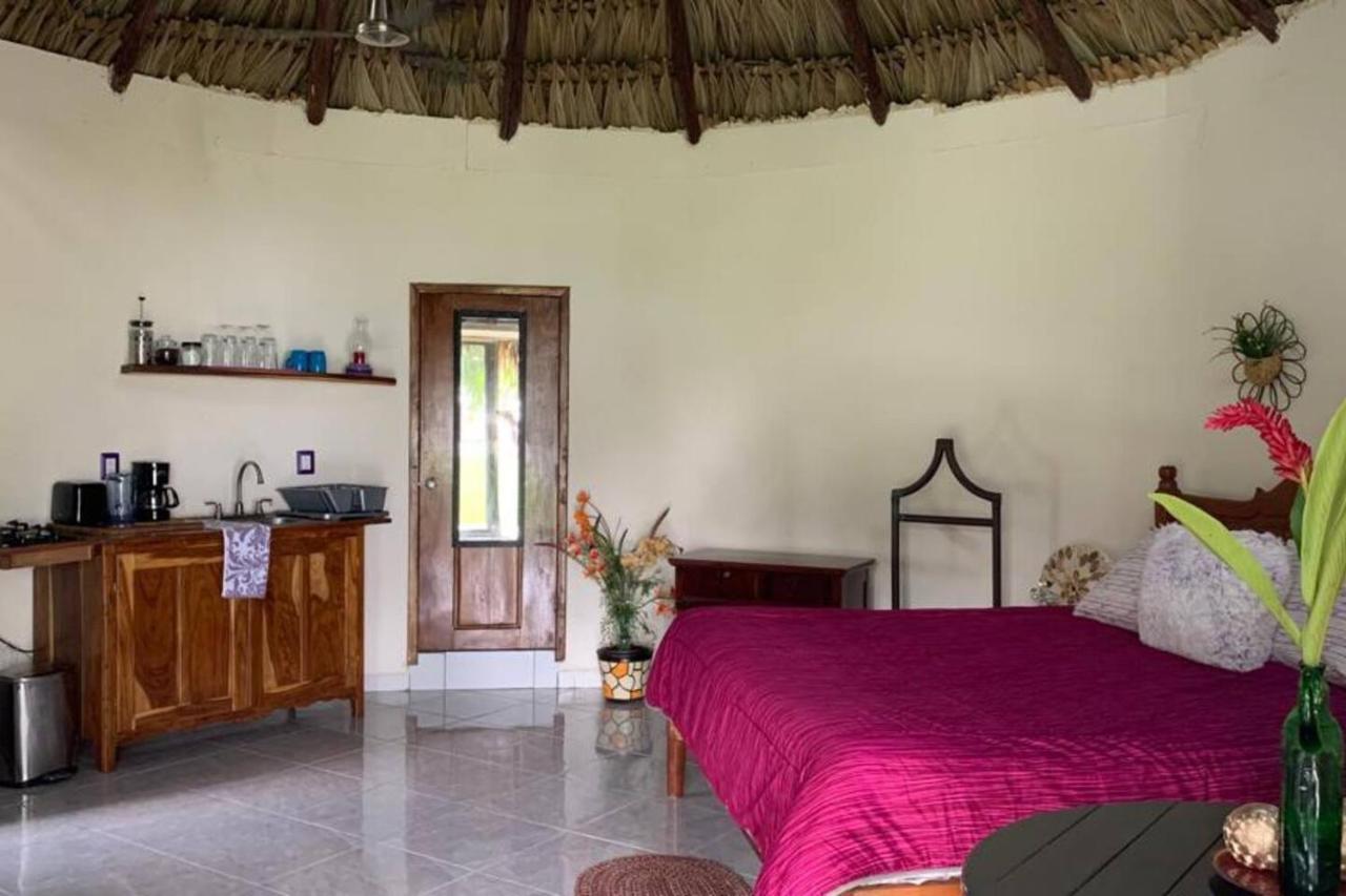 Bungalow Casita Carolina Bacalar Bagian luar foto